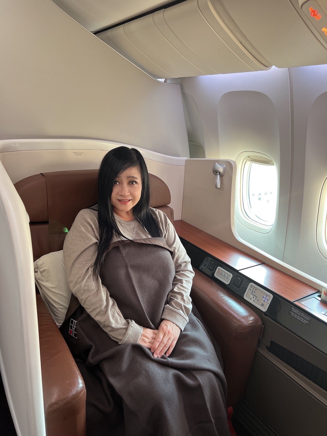 JALファーストクラスの機内食London線 | KAORUKOオフィシャルブログ