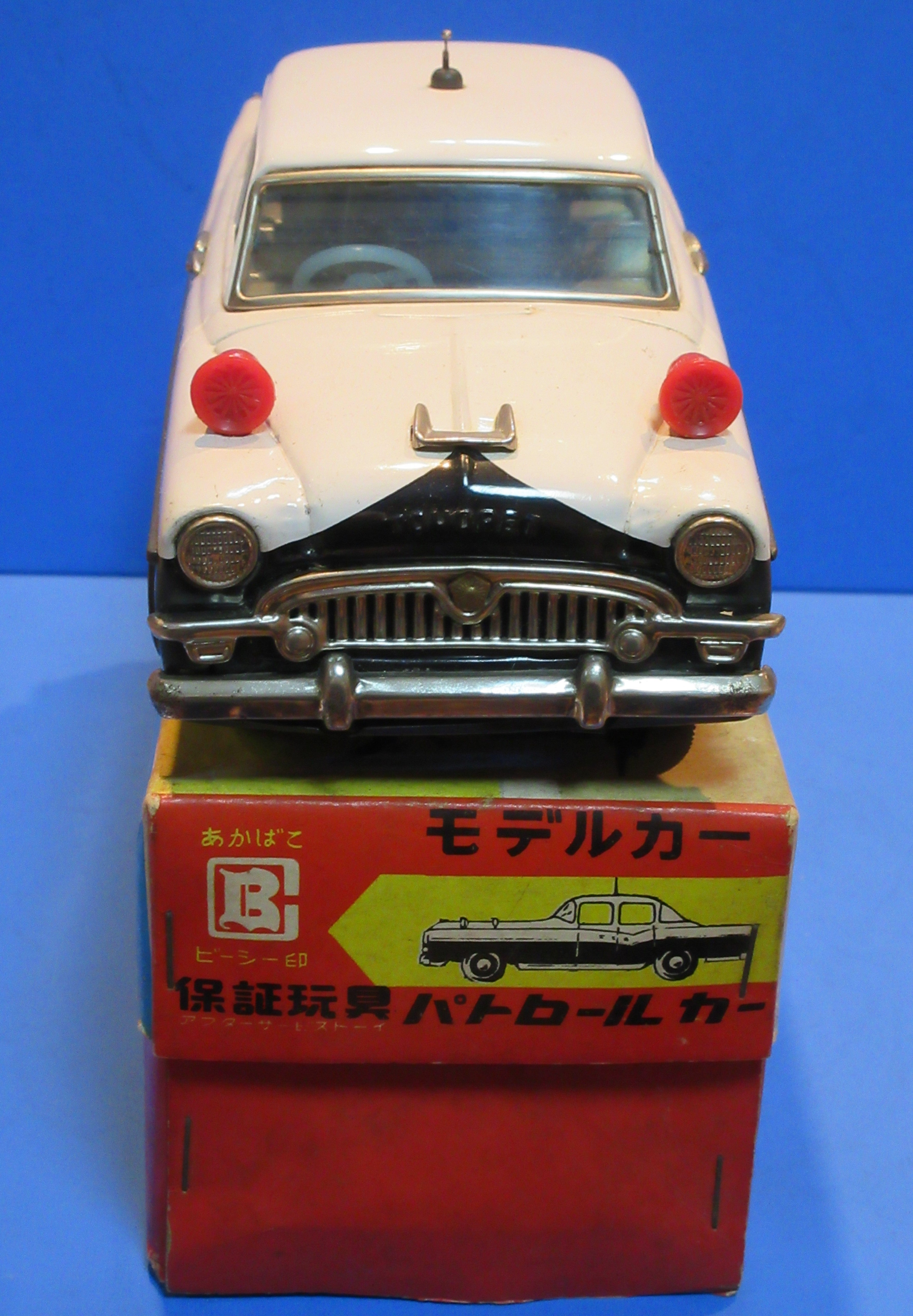 ☆1959年萬代屋トヨタパトロール観音クラウン ～ ブリキ自動車