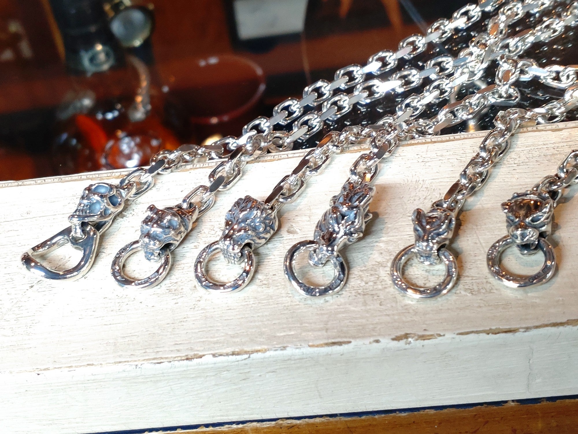 BWL / SQUARE CHAIN LINK w/ANIMAL HEADS BRACELET | BILL WALL