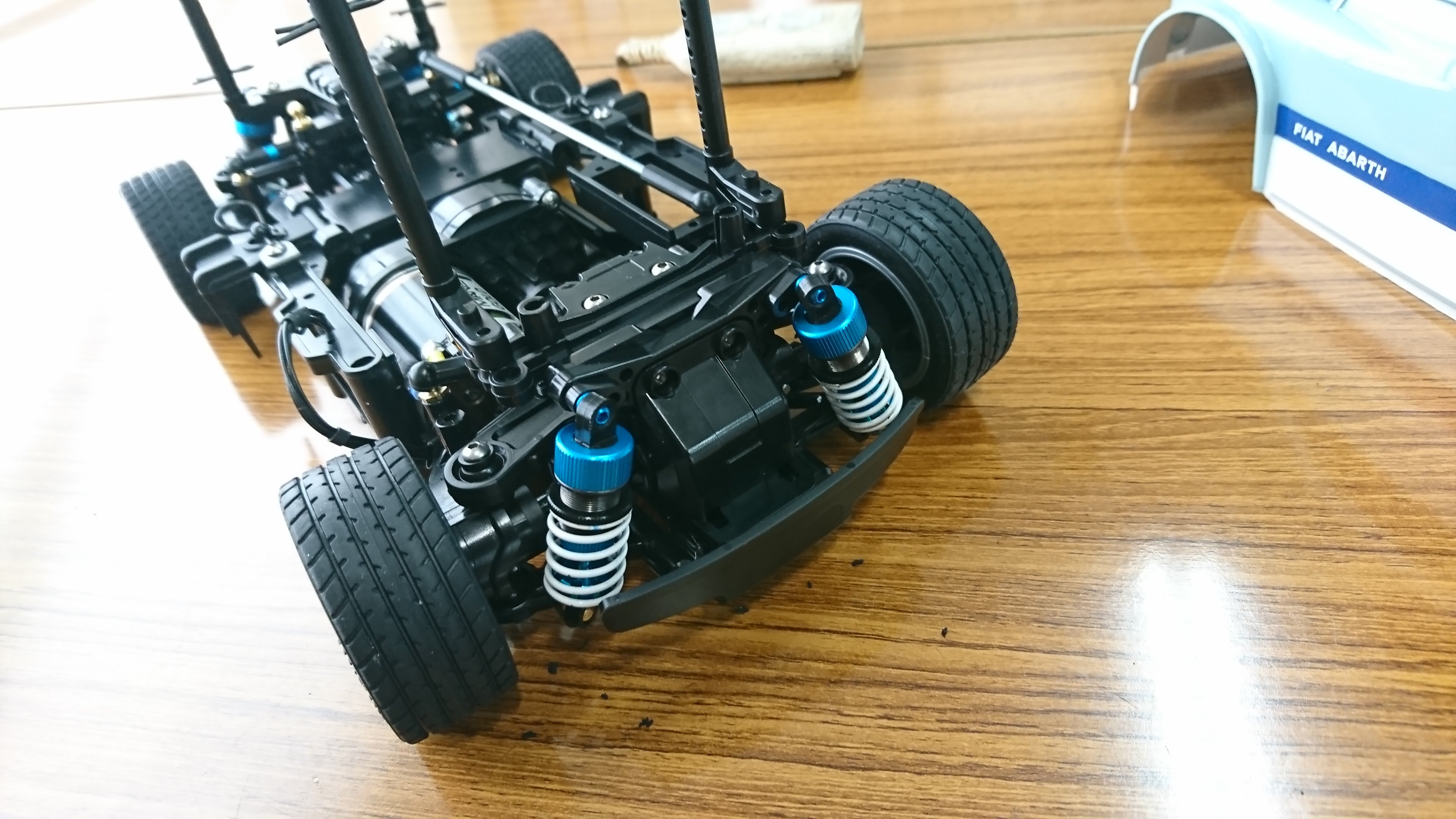 タミヤMB-01シャーシ | スタジアム店長のブログ