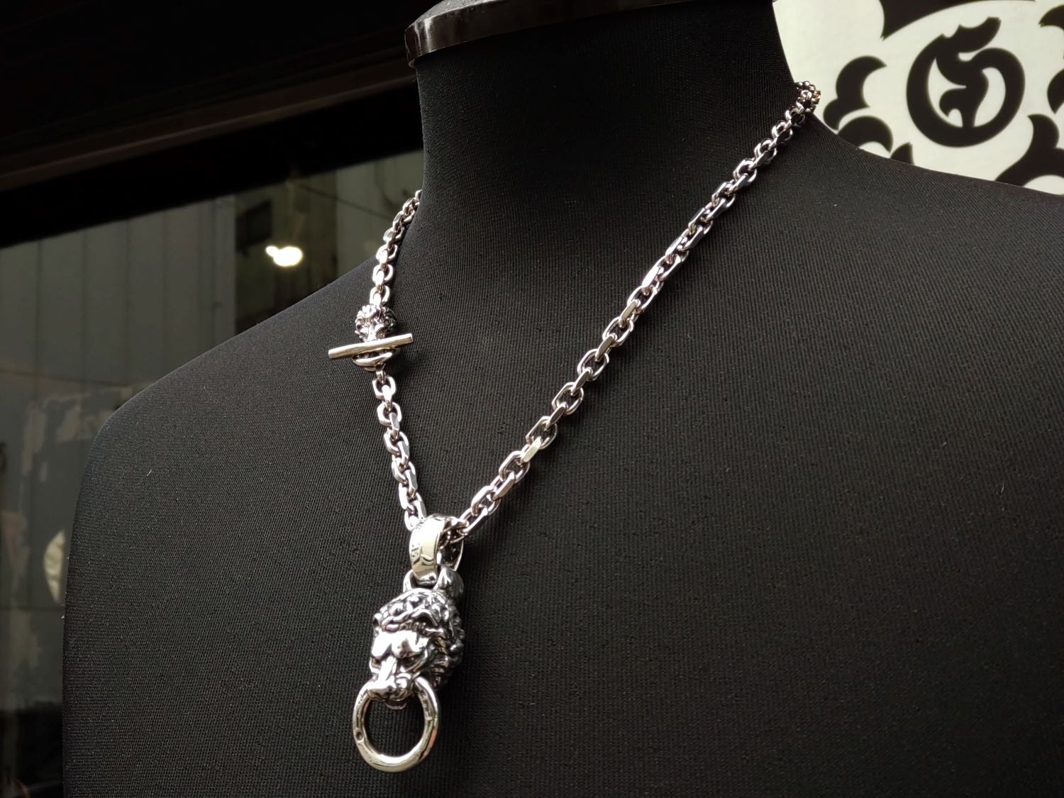 BWL / Lion w/Mouth Ring Pendant & Square Chain N | BILL WALL