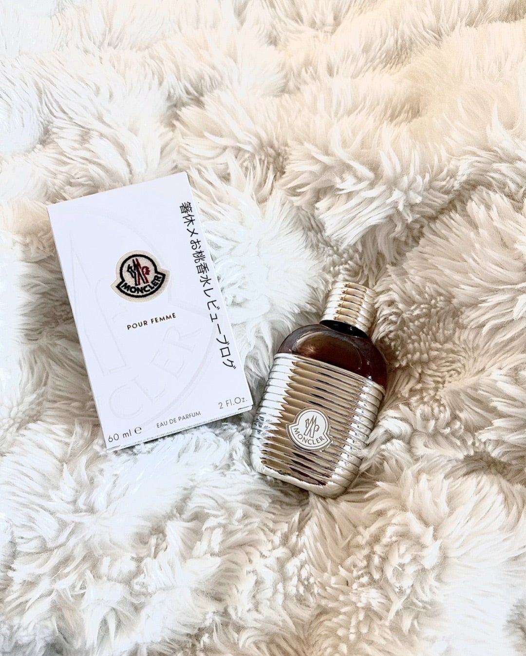 粉雪のエアリーバニラ 香水レビュー プールファム モンクレール | 香水