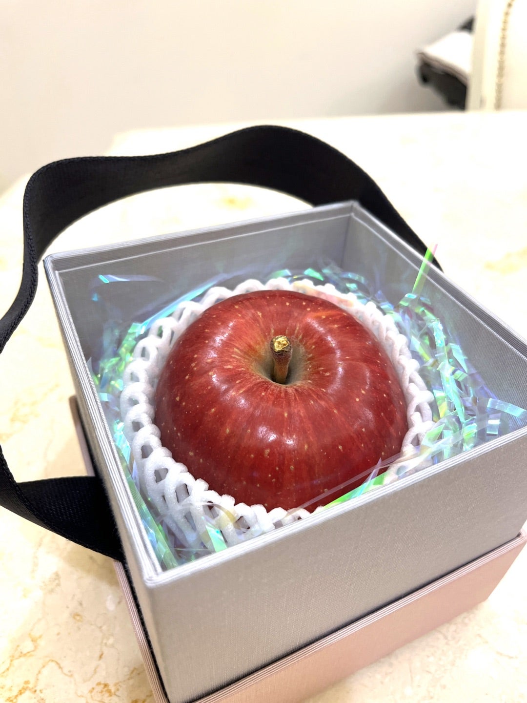 一個一万円のリンゴ | 東貴博オフィシャルブログ「東MAXの悠々LIFE