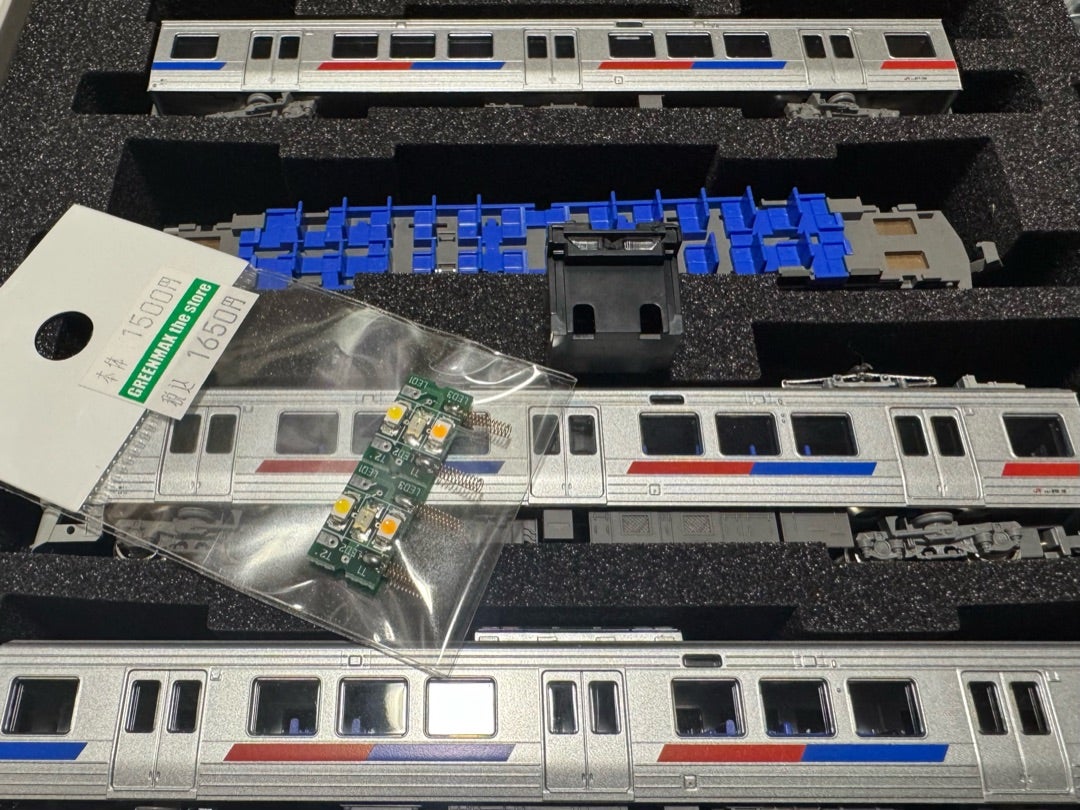 グリーンマックスJR九州811系初回生産限定仕様の中間先頭車ライト