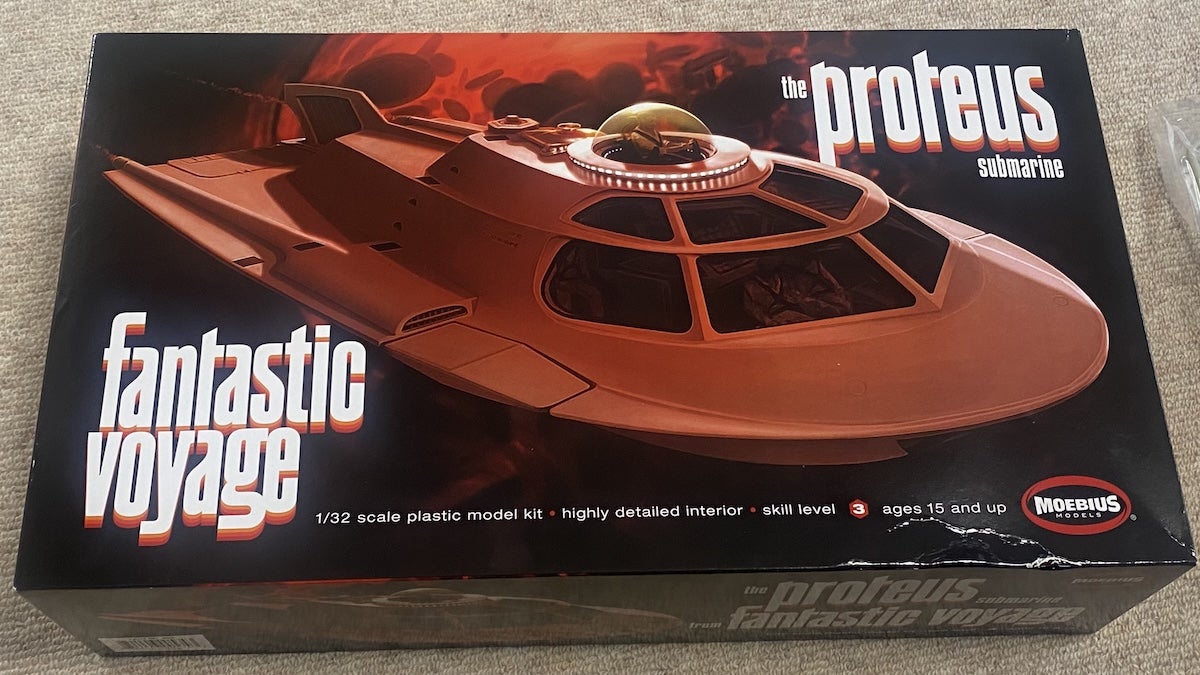 ミクロの決死圏」プロテウス号（メビウス1/32）その1 | プラモな気分