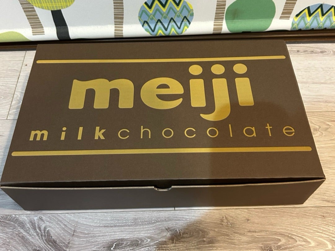 株主優待】明治ホールディングス 自社商品詰合せ | シッカのブログ