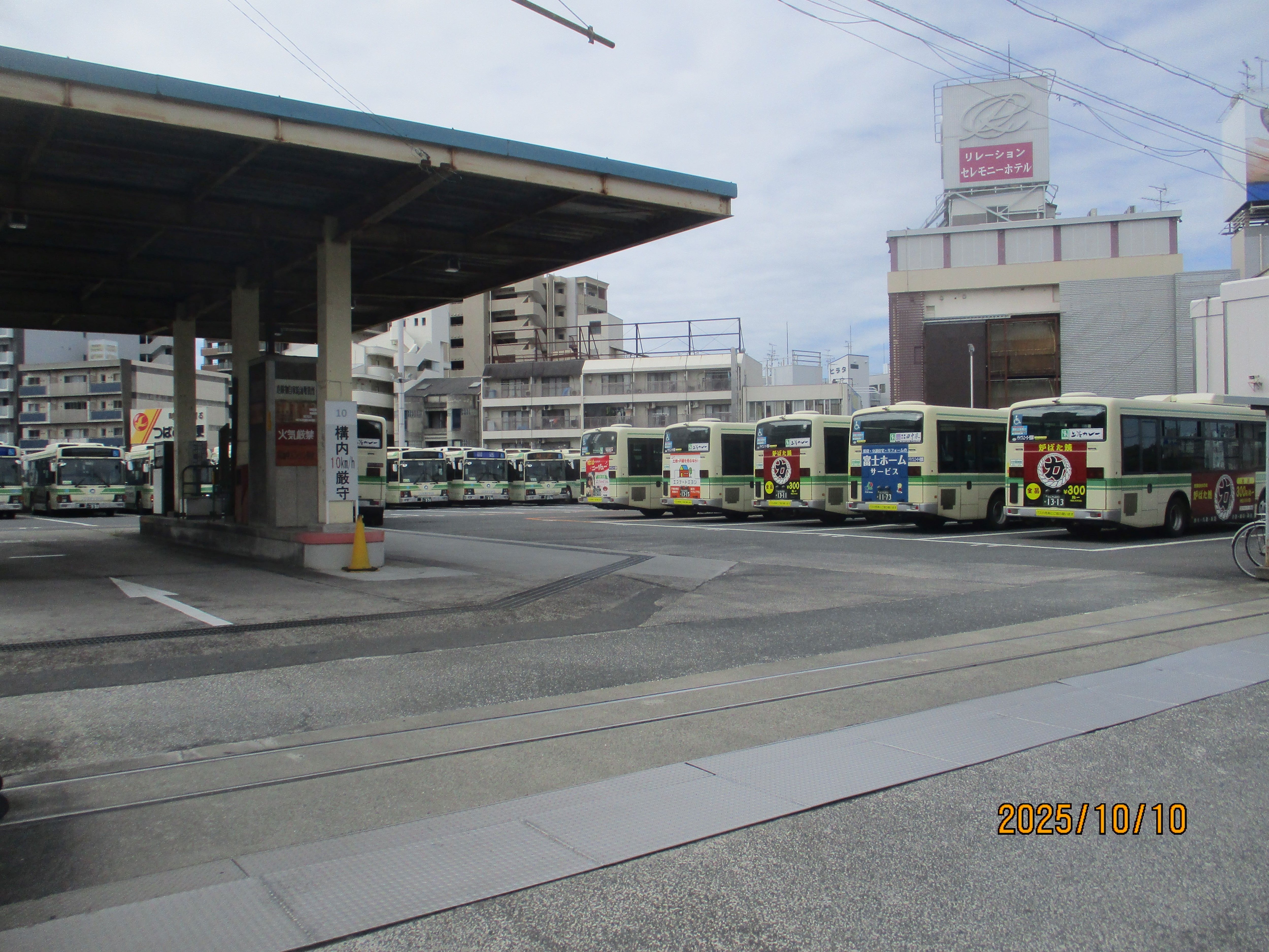 市営時代の姿が色濃く残る大阪シティバス中津営業所 | 303-101のブログ