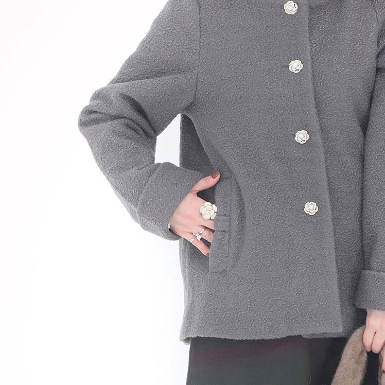 期間限定価格♡羽織ってときめく】カメリアビジューボタンのふわふわ