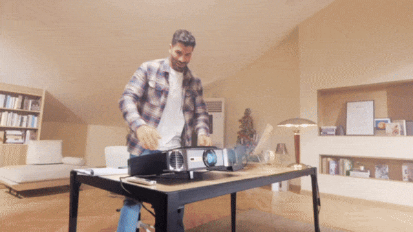 ハイエンドなプロジェクターをホームシアターに！ - CAMPFIRE