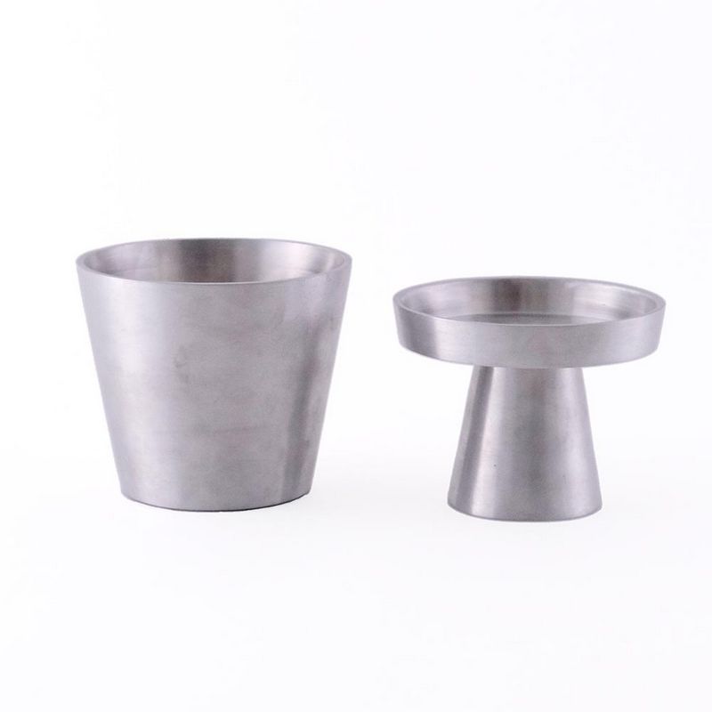 志成販売/インテリア映えする高台付トレーがセットになった アルミの