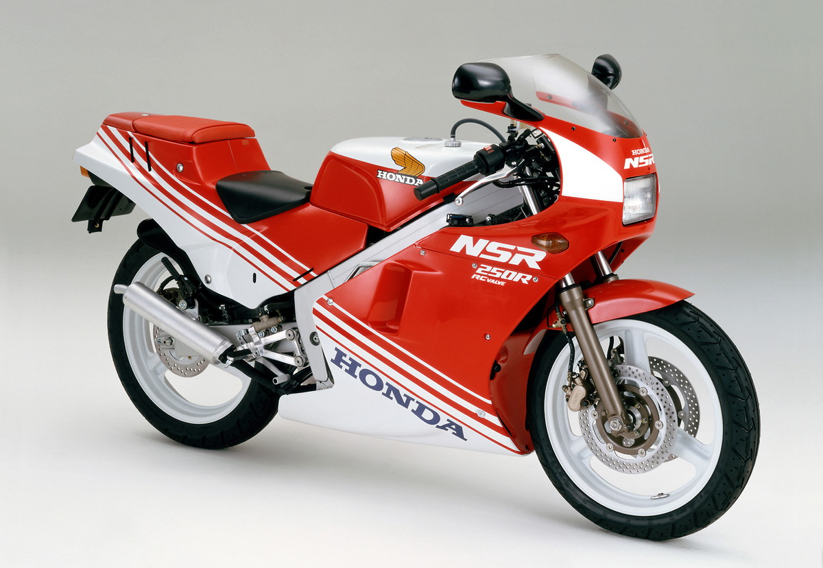 2005_replica-honda_03.jpg
