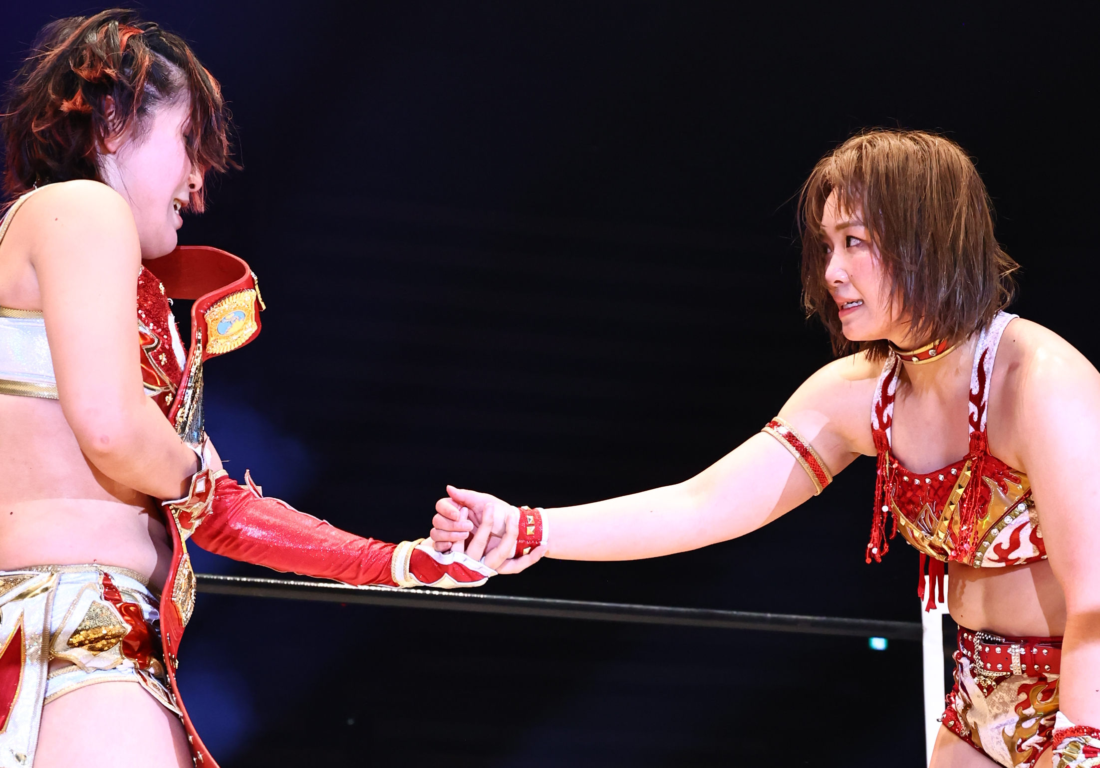 Sareee、亡き新間寿さんにIWGP取りを誓う。マリーゴールド移籍の岩谷麻