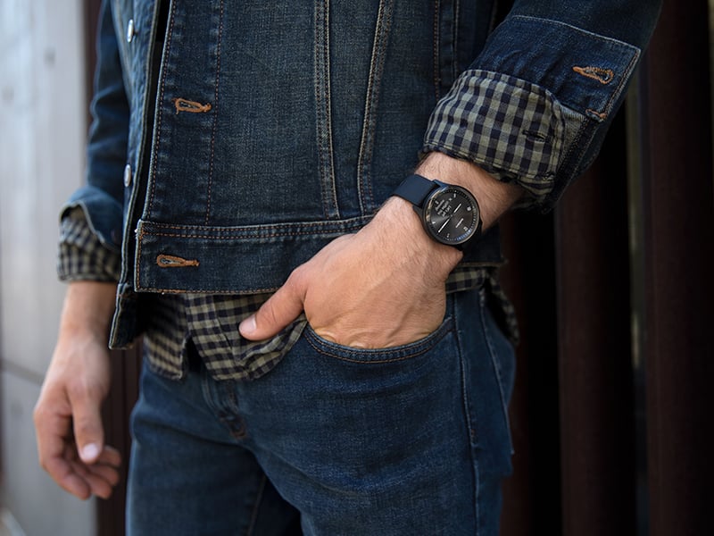 vívomove Sport - Smart Analog Wristwatch (Black) | Smartwatches