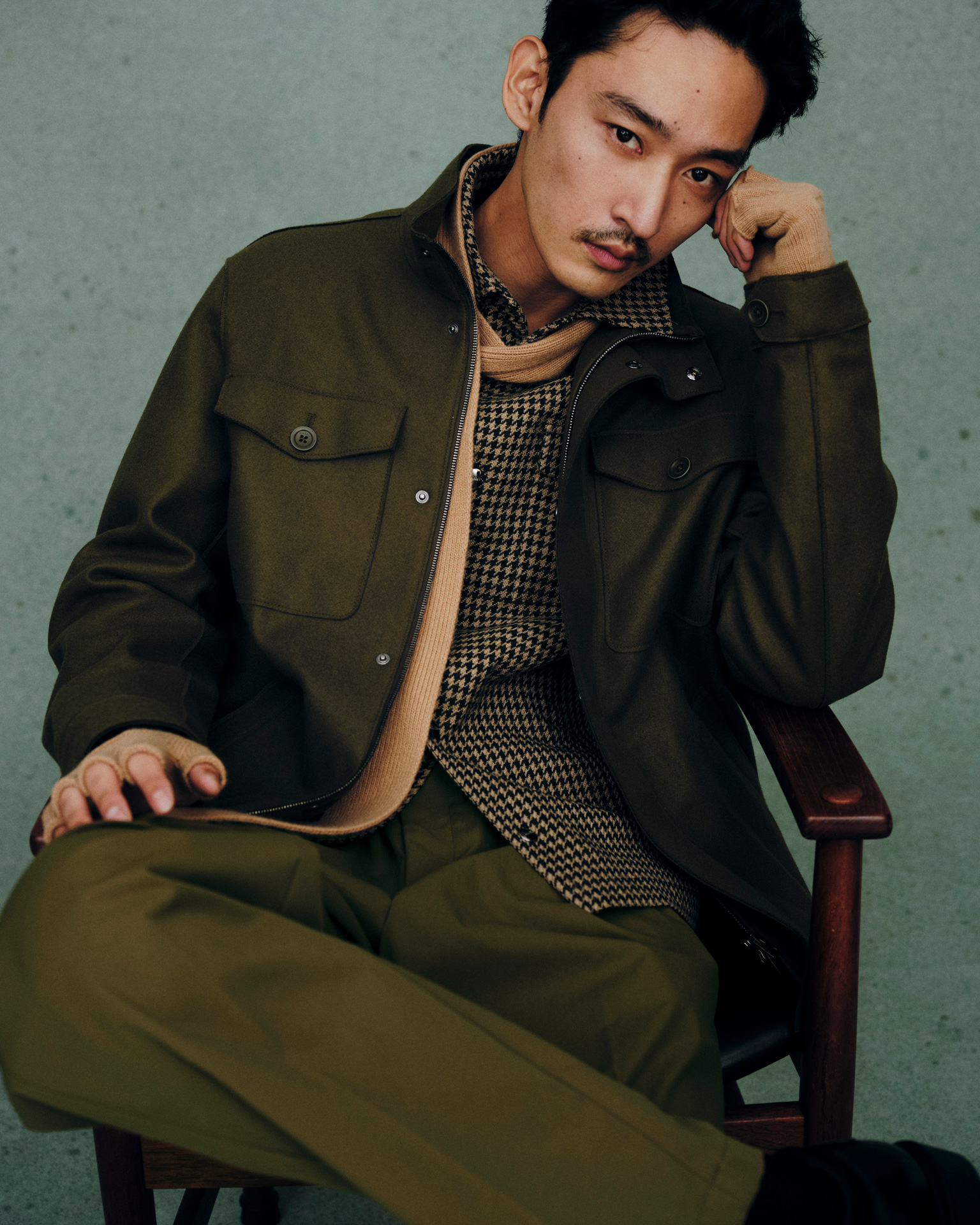 新たな定番を纏う。上杉柊平がヘルノと迎える秋 vol.2 | Select | The