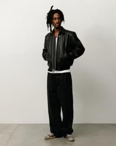 週末限定価格 25aw STUSSY LEATHER FLIGHT JACKET - メルカリ