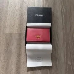 2026年最新】PRADA カラー：レッド系 名刺入れの人気アイテム - メルカリ