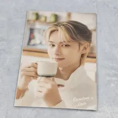 2026年最新】seventeen cafe ポストカードの人気アイテム - メルカリ