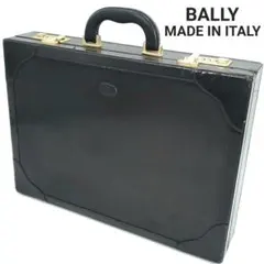 2026年最新】BALLYアタッシュケースの人気アイテム - メルカリ