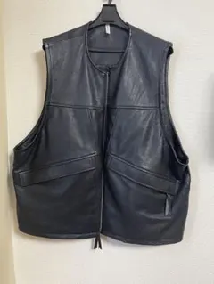 2026年最新】ccu レザーベストの人気アイテム - メルカリ