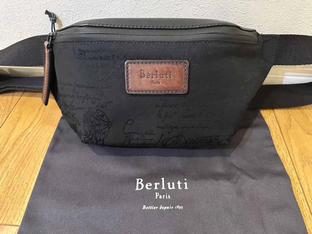 2026年最新】ベルルッティ ボディバッグの人気アイテム - メルカリ
