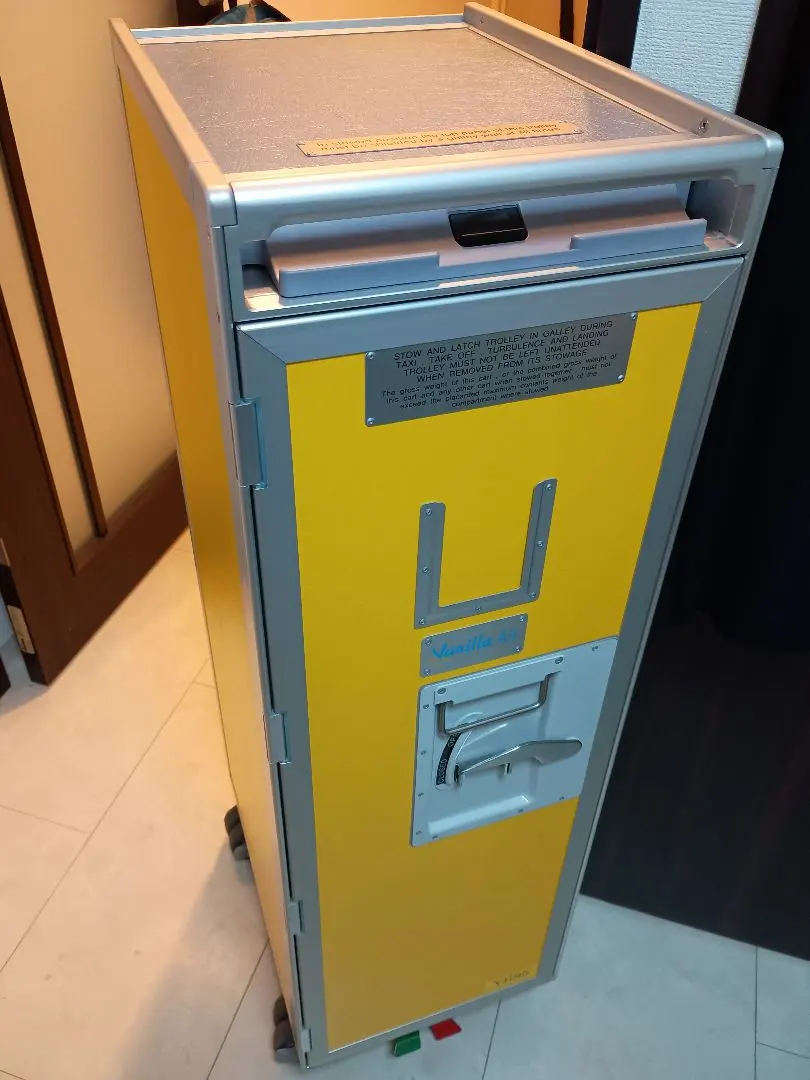 2026年最新】機内食トレーの人気アイテム - メルカリ