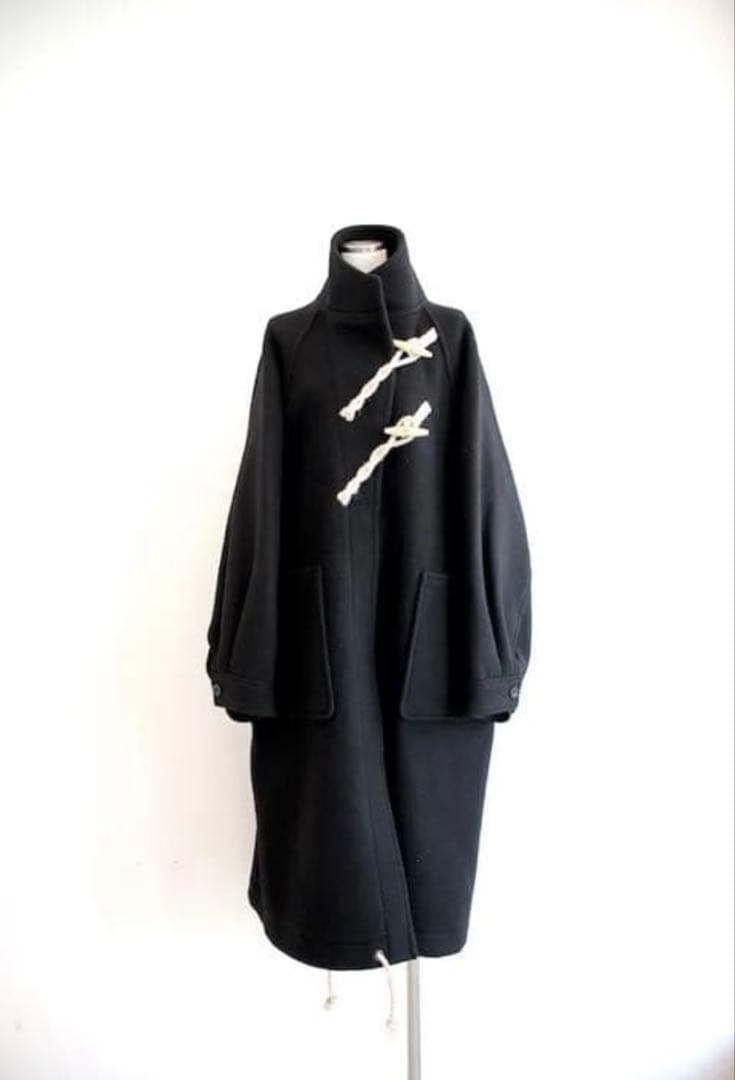 HYKE ダブルフェイスダッフルコート