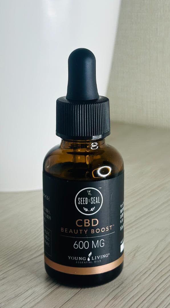 エッセンシャルオイル Young Living CBD Beauty Boost 600mg