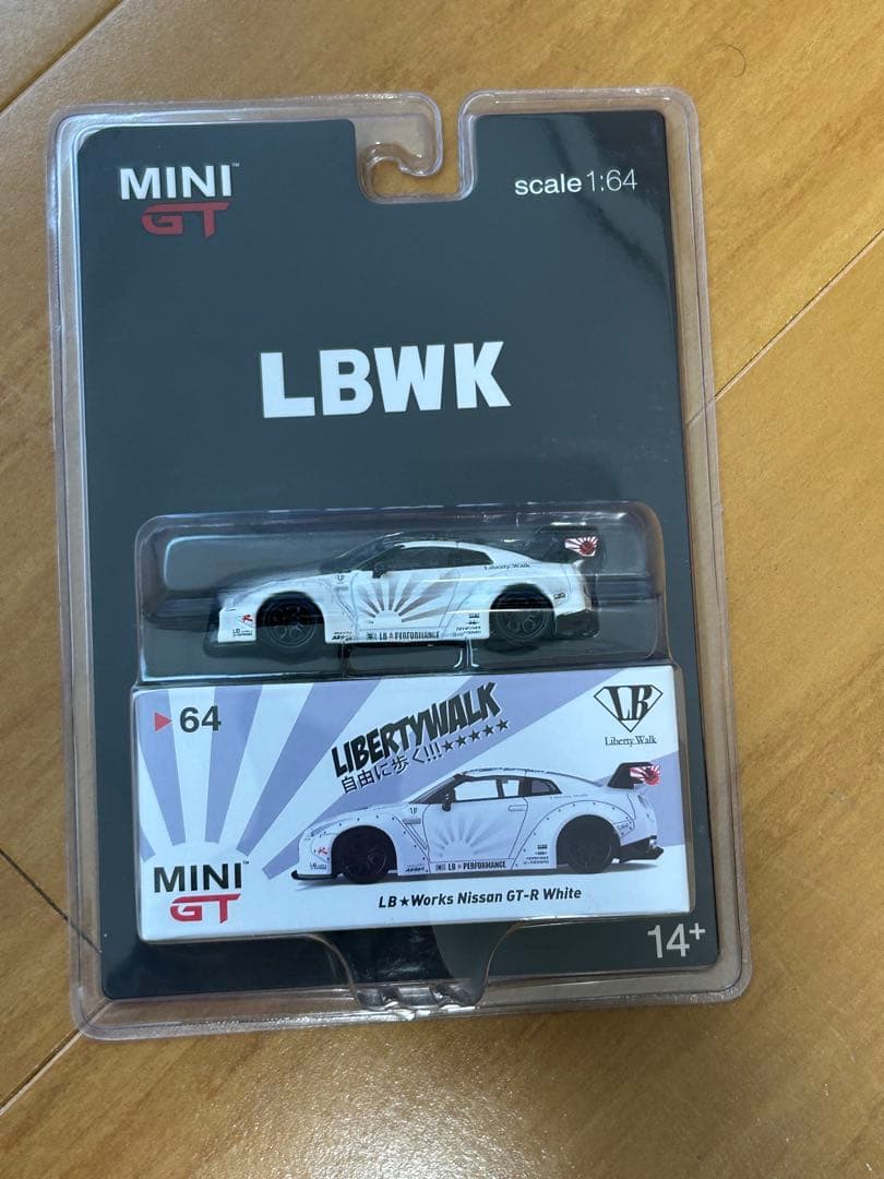 LBWK MINI GT LB★Works Nissan GT-R White