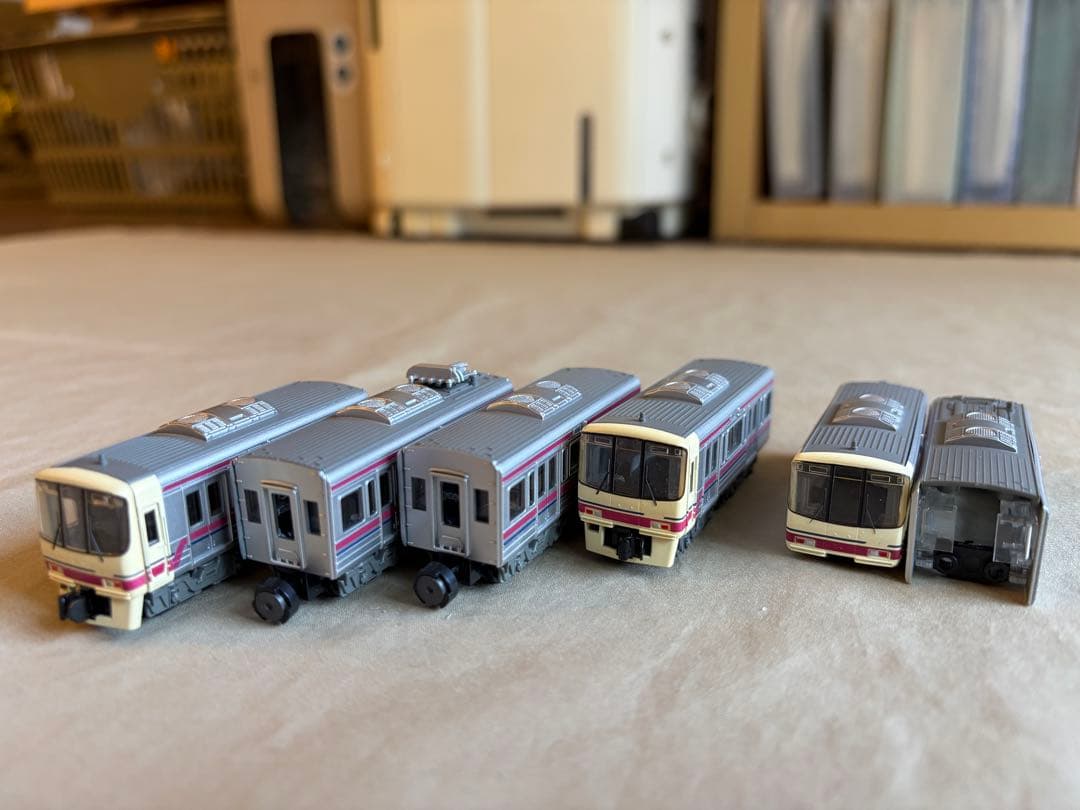 Bトレインショーティ 京王電鉄 8000系 4両 + 2両おまけ - メルカリ