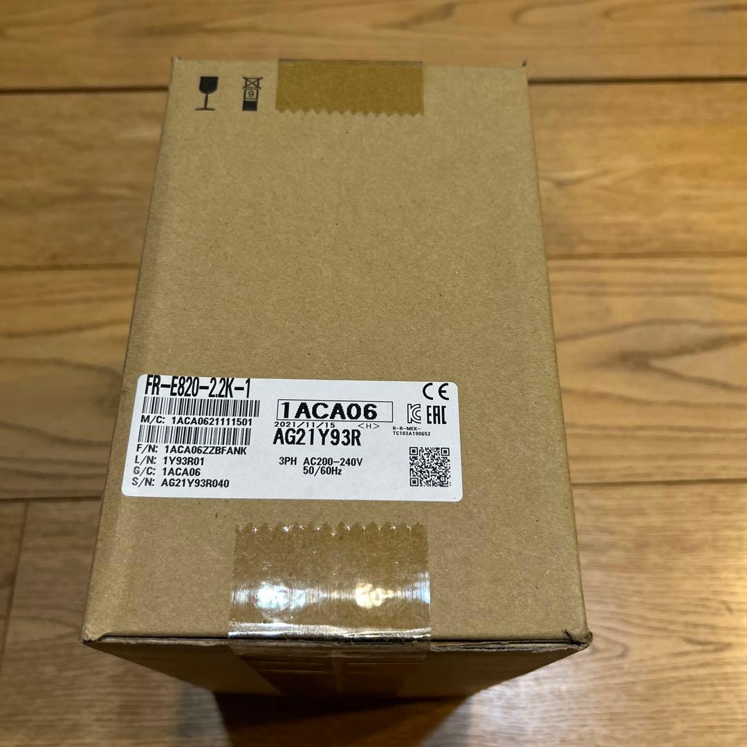 【新品】三菱電機 FR-E820-2.2K-1 インバータ