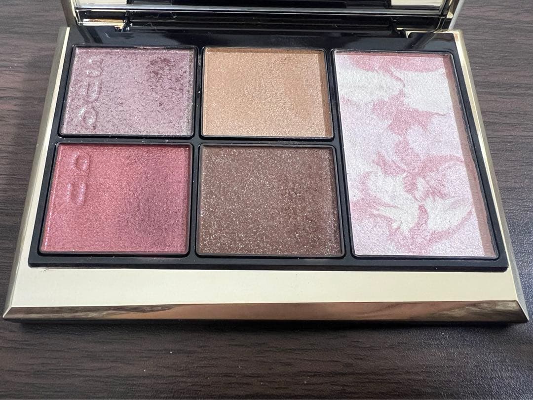 SUQQU アイ&フェイスパレット 102