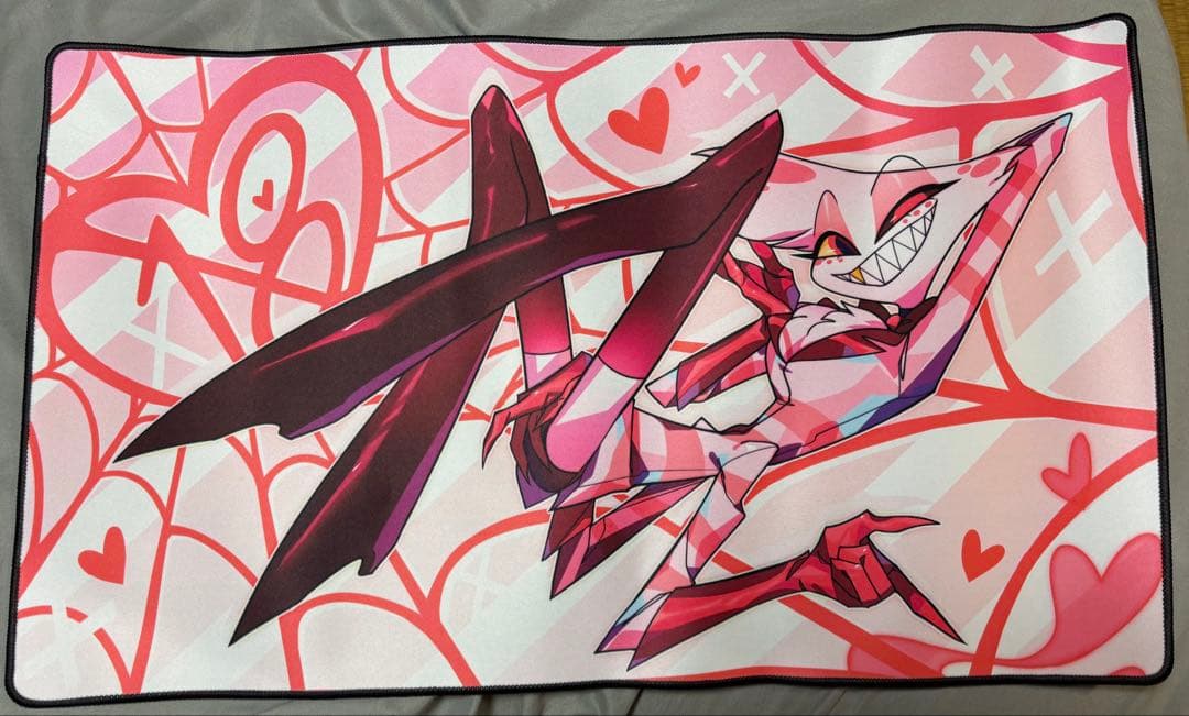 ハズビンホテル エンジェルダスト プレイマット - メルカリ