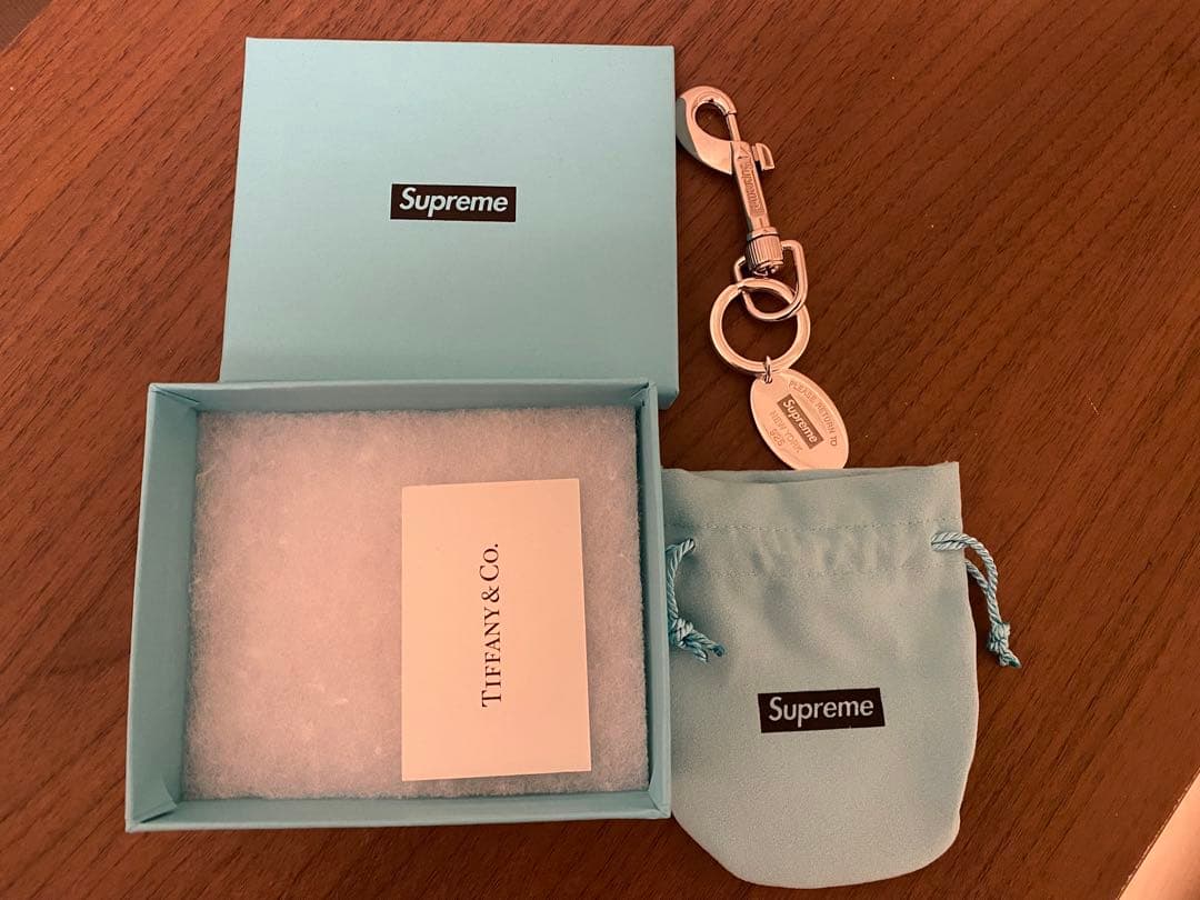美品 シュプリーム ティファニー　キーリング