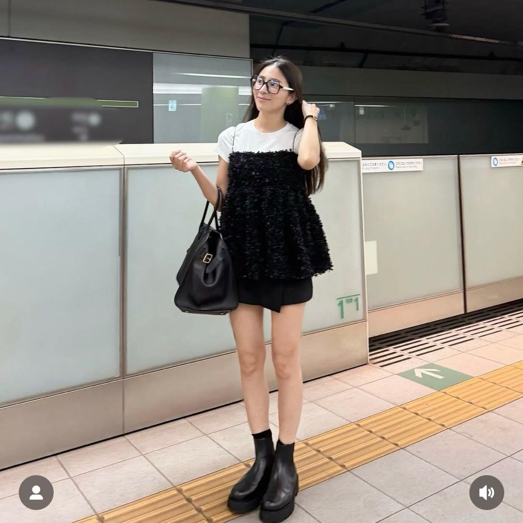 CARLA カーラ Fluffy cami フラッフィーキャミ　ブラック chiemi🌷 | フラッフィーキャミはもちろんWhiteも🤍 23日(水)21時〜New