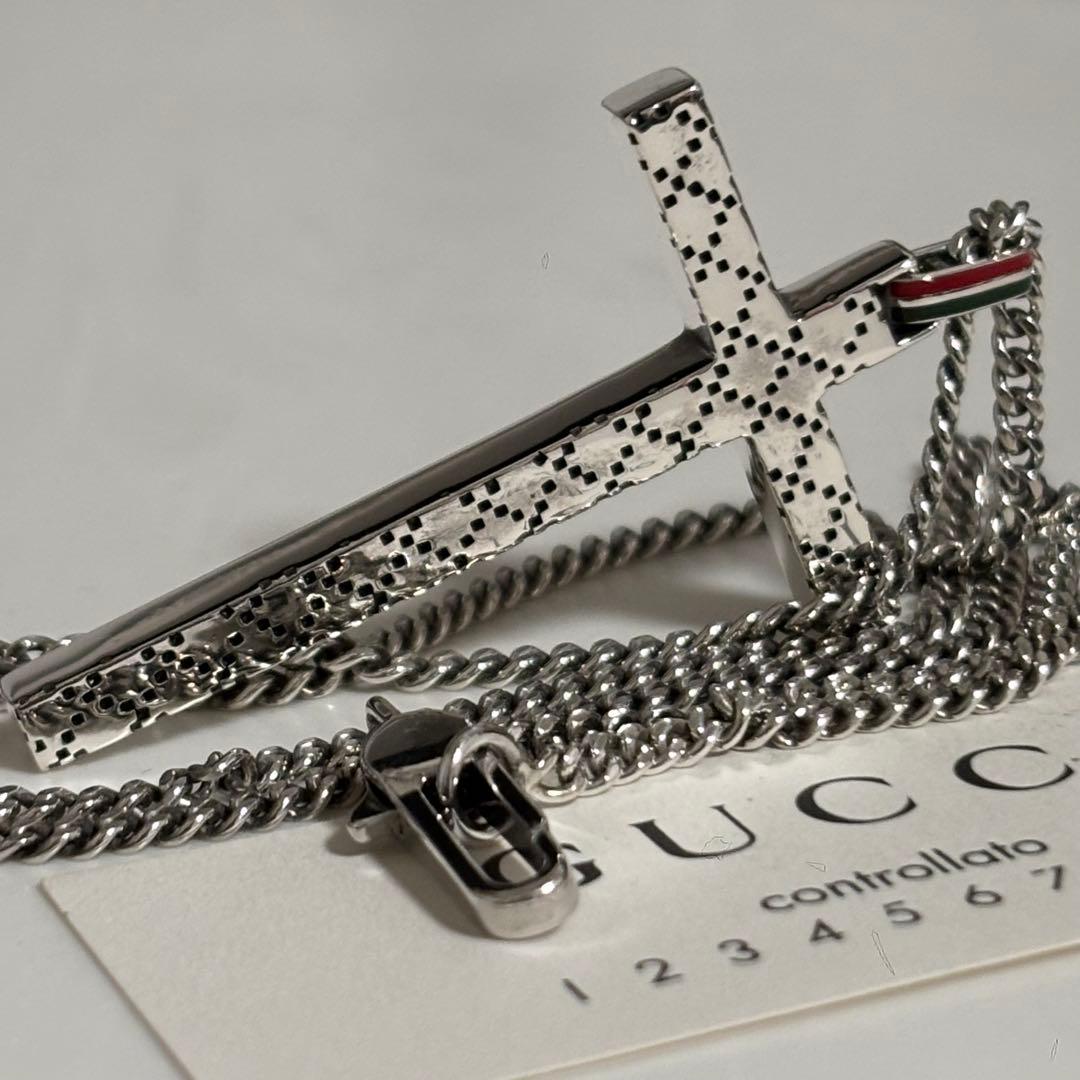 GUCCI 新品同様品　ディアマンテクロスネックレス　極美品　925シルバー GUCCI 】グッチ クロスペンダント 十字架 ディアマンテ シルバー925を