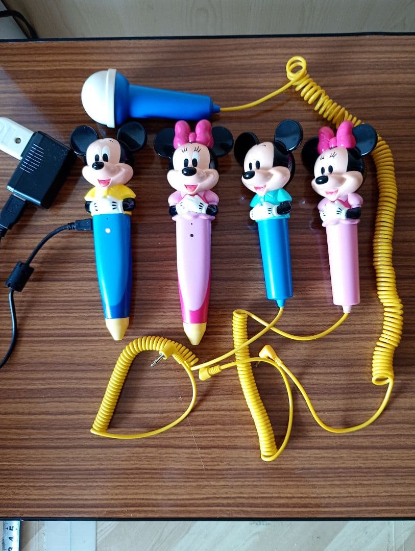 DWE ディズニー英語システム マジックペン２本、他　専用アダプター付き ミッキー・マジックペン・セット｜【公式】「ディズニー英語システム