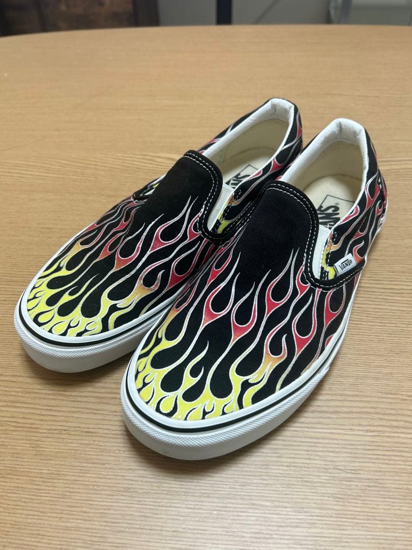 Vans フレイム ファイヤーパターン スリッポン