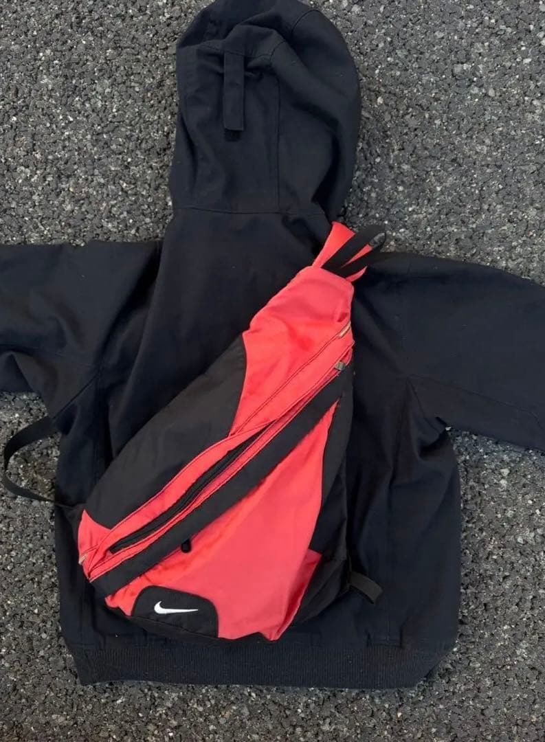 NIKE ワンショルダーバック スリングバック 00s y2k - メルカリ