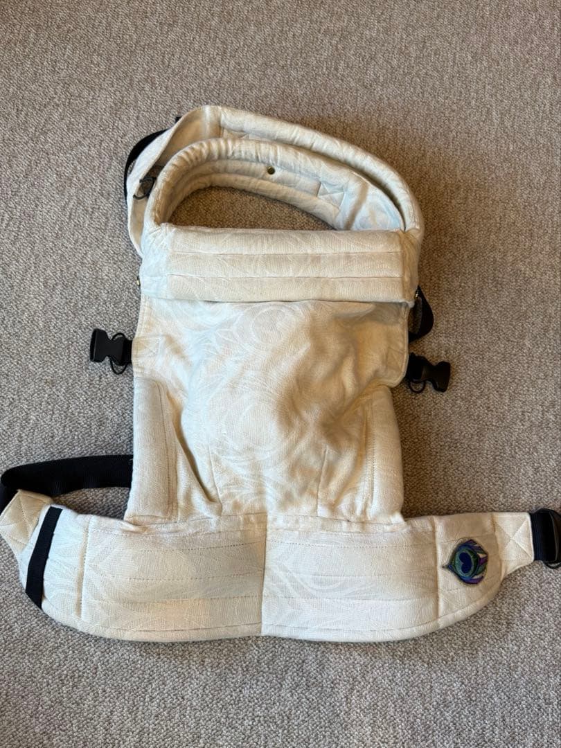 アーティポッペの抱っこ紐 （ザイガイスト アーガス・オート リネン）