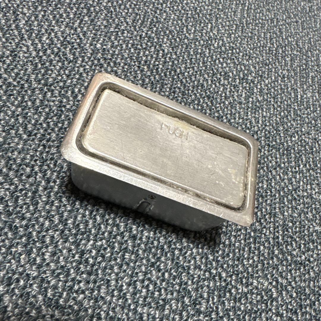 飛行機の灰皿 飛行機の灰皿 - メルカリ