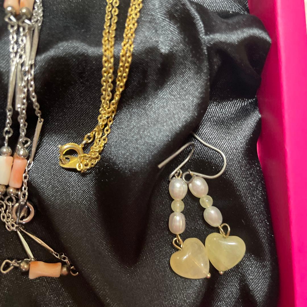 遺品整理 アクセサリー まとめ売り - メルカリ