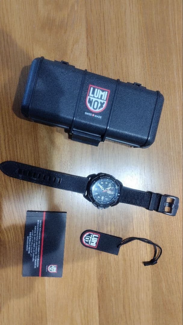 LUMINOX ルミノックス アイスサー アークティック 1000 ICE-SAR ARCTIC 1000 SERIES Ref.1002 | Luminox ルミノックス公式サイト