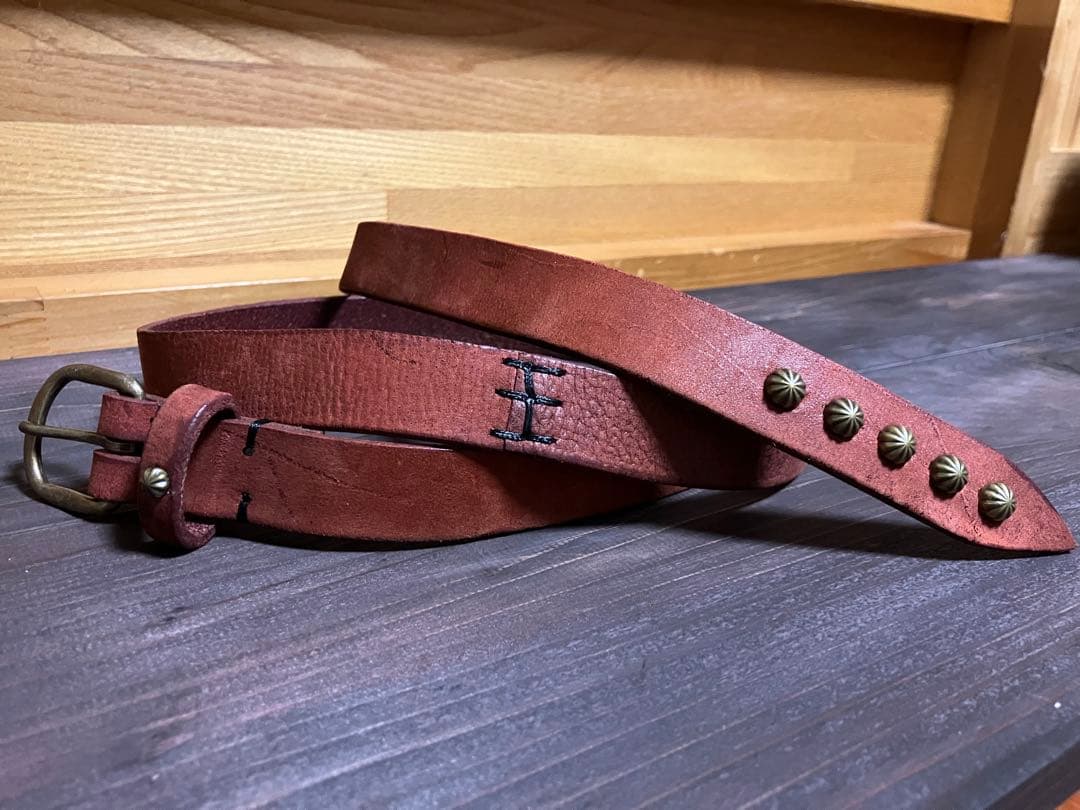 【リメイク】　ヴィンテージ　スタッズ　ナロー　ベルト　イタリアレザ　スウェード