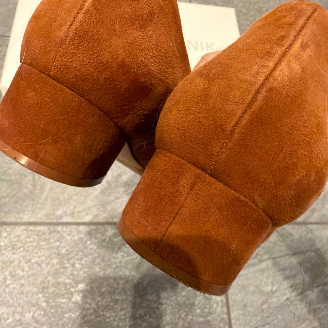 マノロブラニク パンプスリストニー ロンハーマン37.5 Drawer OHGA