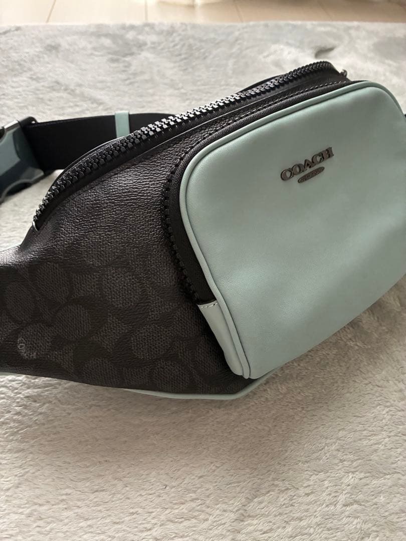 【松茸】コーチ レーサー ベルトバッグ シグネチャー カラーブロック 松茸様専用】コーチ レーサー ベルトバッグ シグネチャー カラー