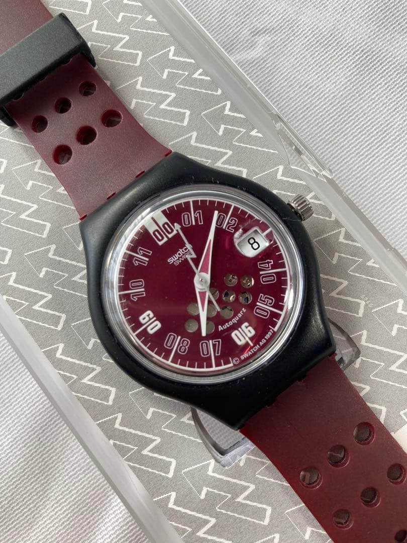 ★-Swatch スウォッチ オートクウォーツ STB400 NEUTRONS