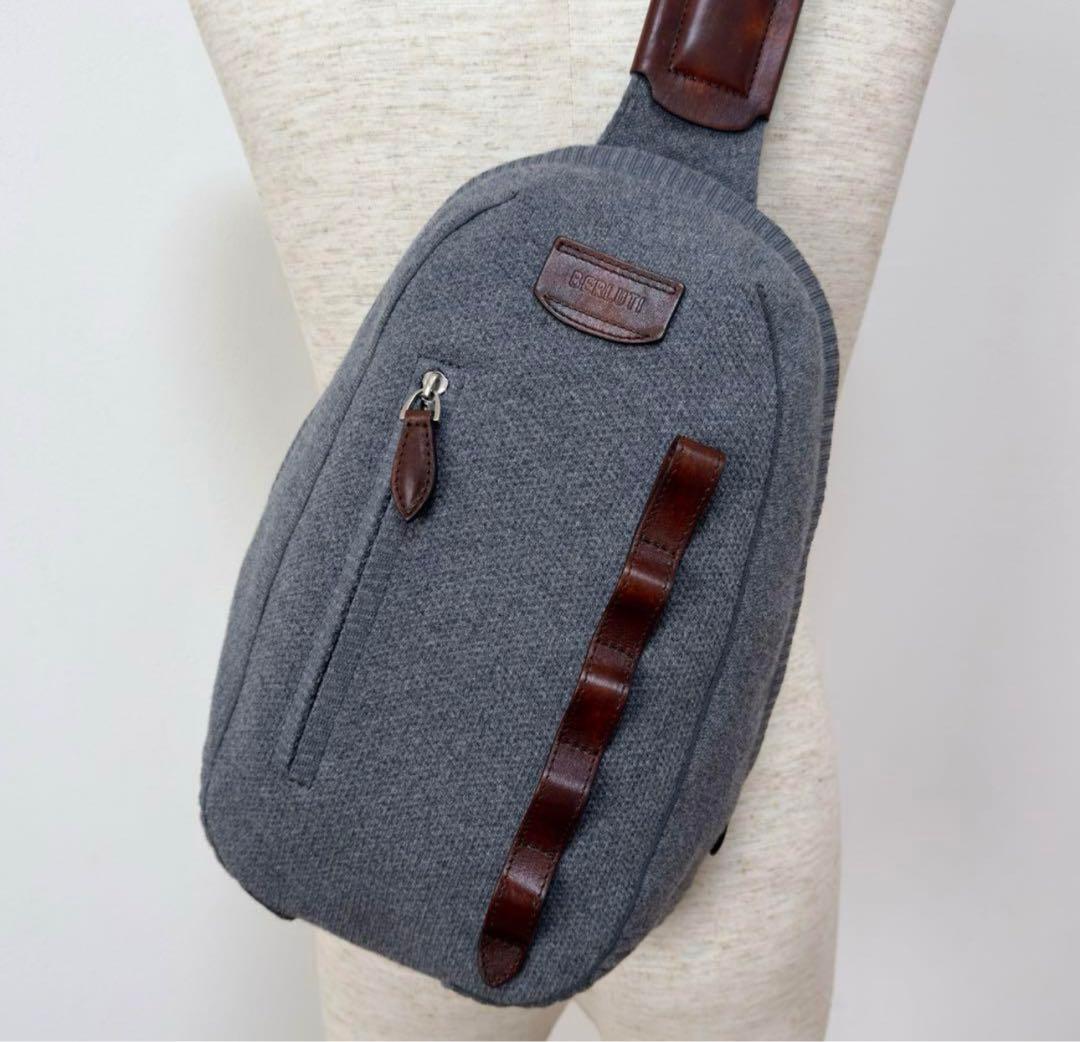 入手困難！超美品！名作‼︎ベルルッティ カシミヤ&パティーヌレザーボディバッグ