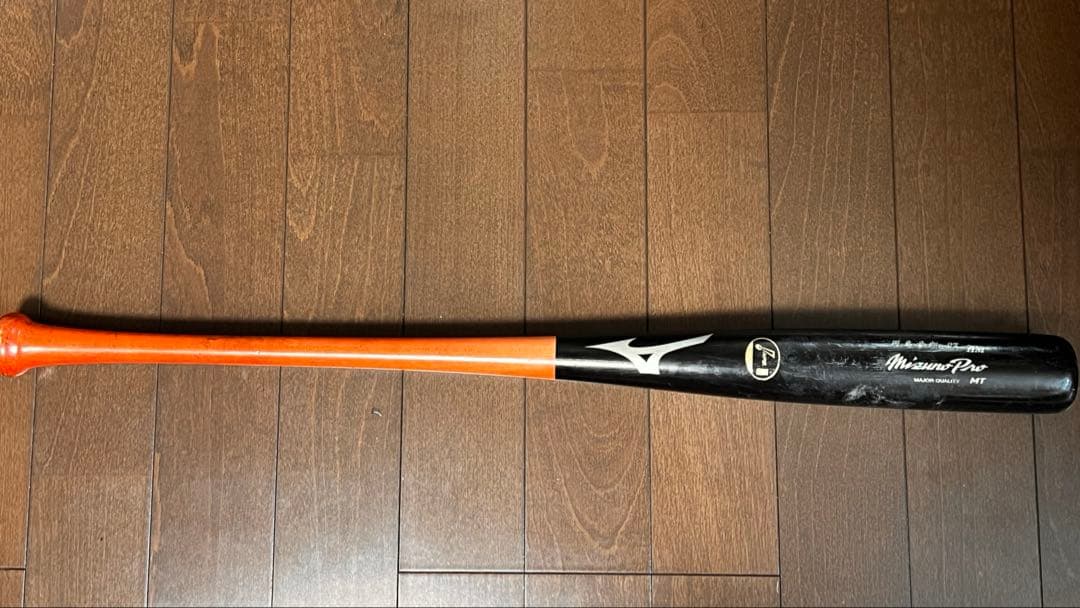ム*ー様 Mizuno Pro 楽天　岡島豪郎27HM バット実使用 楽天・岡島豪郎 ミズノのバット グリップは太く、ヘッドは細く。感覚を