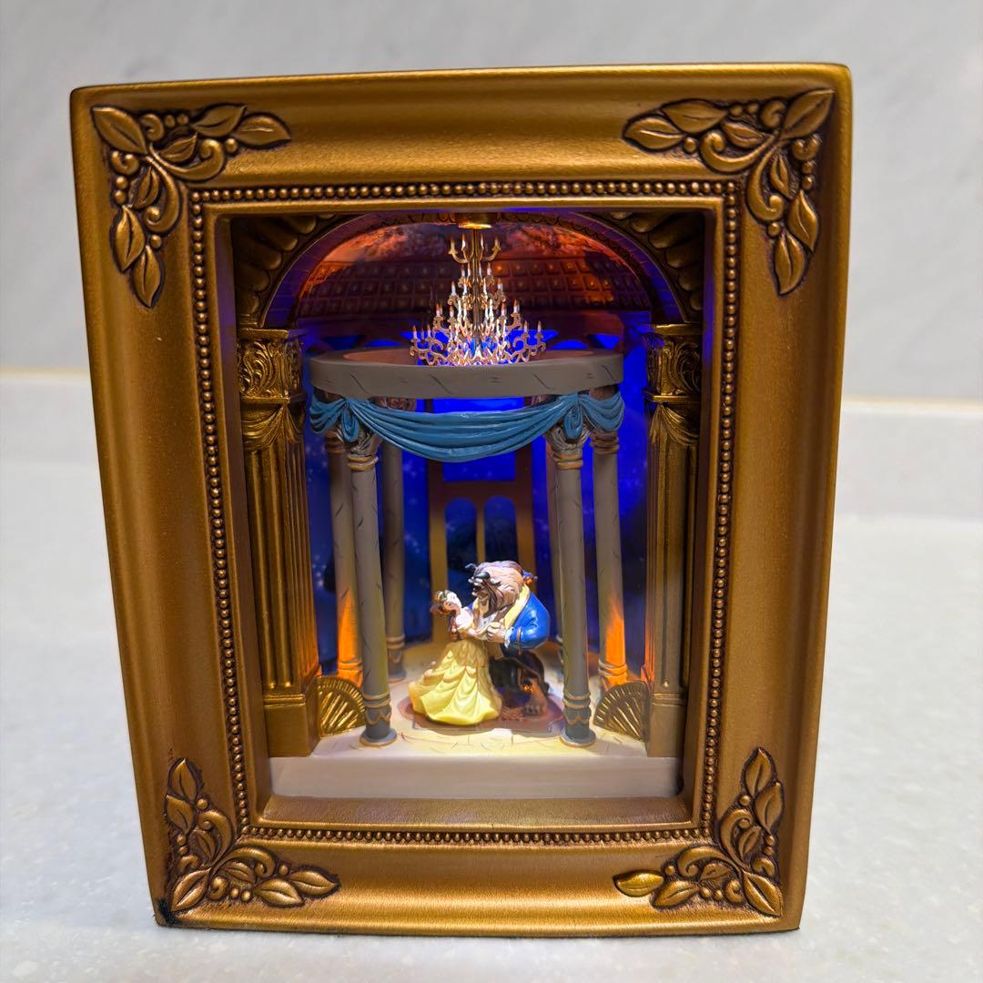 光る美女と野獣 フィギュア