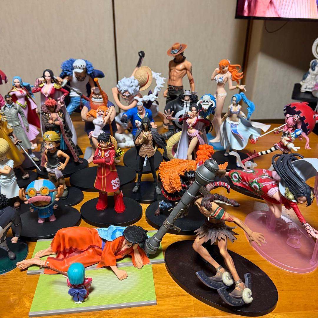 ワンピース フィギュア セット 35体 大量 まとめ売り - メルカリ
